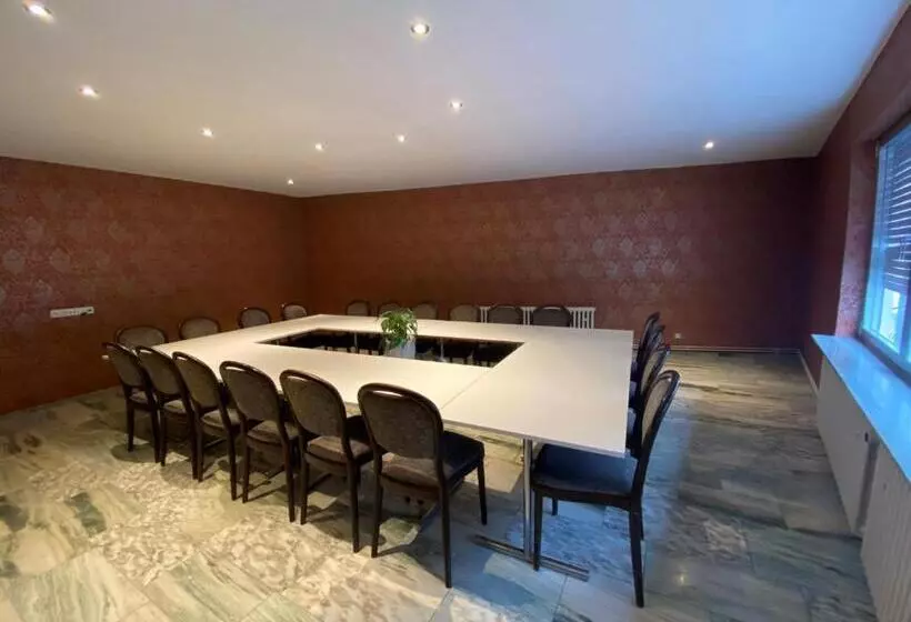 Отель Rheinstein