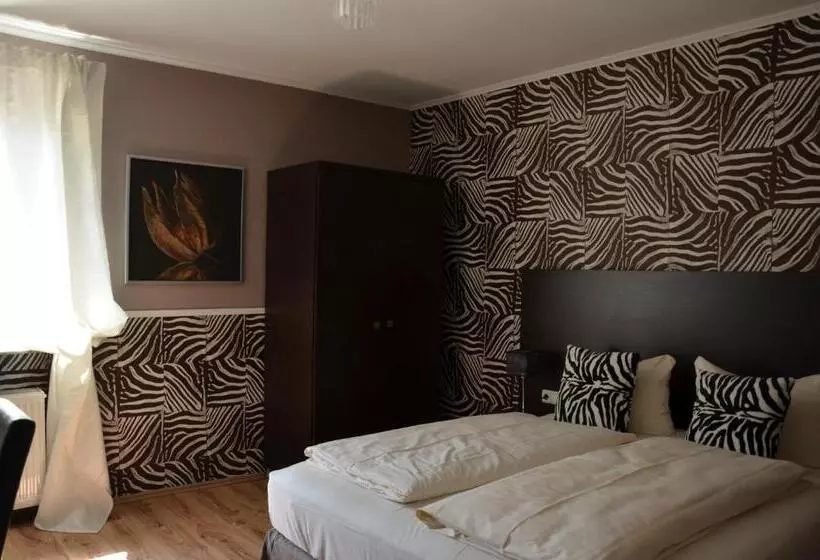 Отель Rheinstein