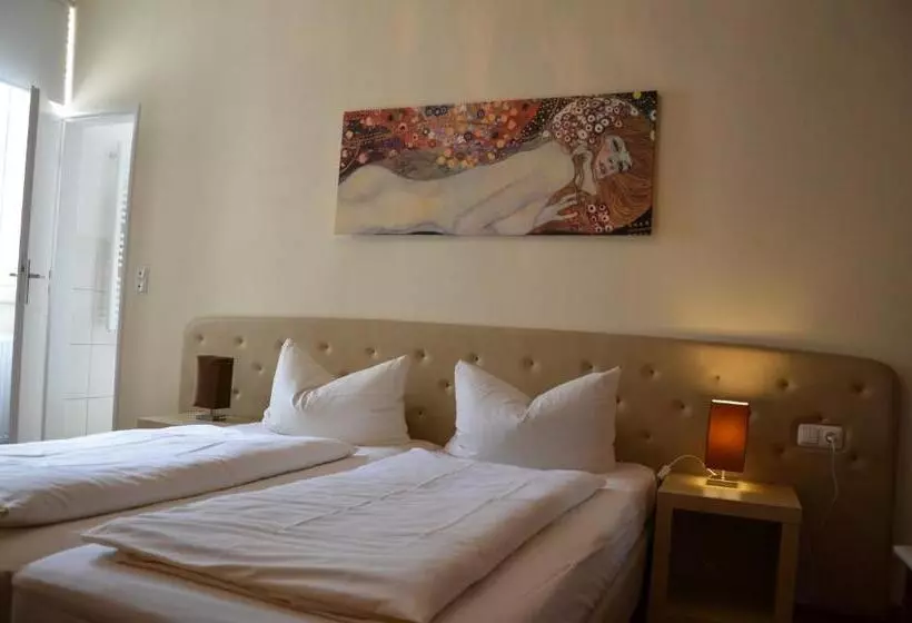 Отель Rheinstein