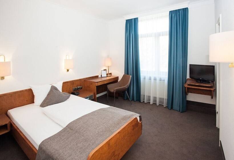 Отель Trip Inn Klee Am Park Wiesbaden