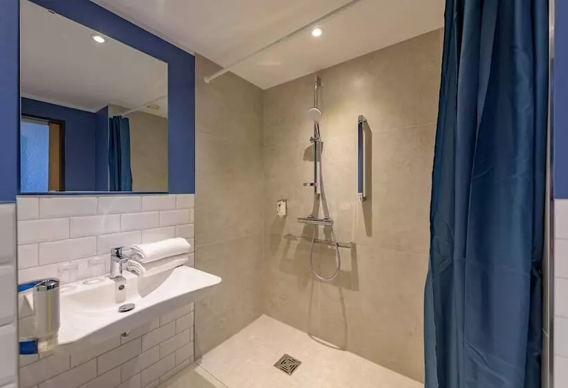 בית מלון כפרי Vienna House Easy by Wyndham Frankfurt Airport