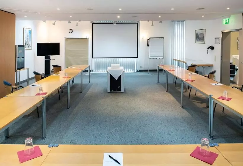 Отель Wetzlarer Hof