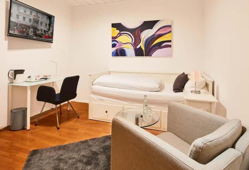 בית מלון כפרי Zur Post