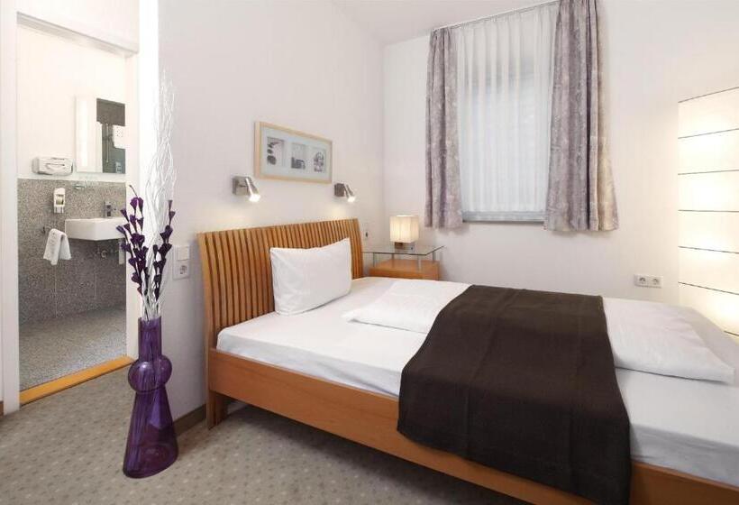 בית מלון כפרי Zur Post