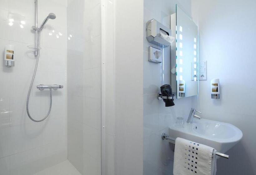 בית מלון כפרי Zur Post