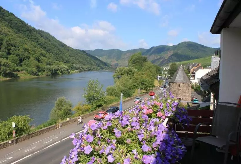 Moselromantik Hotel Zum Löwen