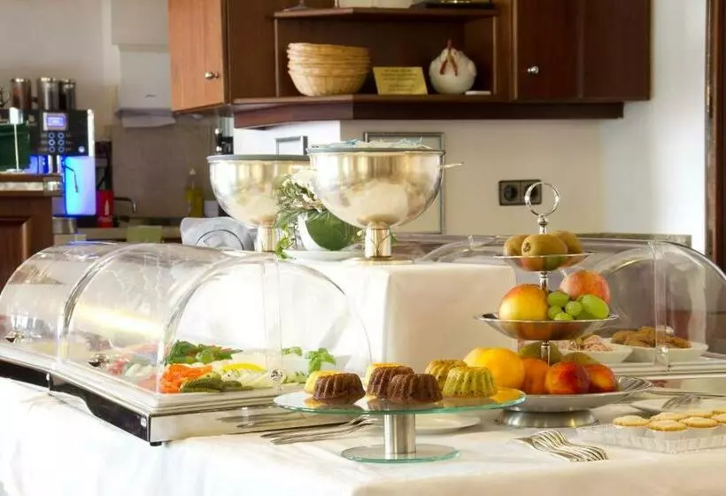 호텔 Am Heideloffplatz