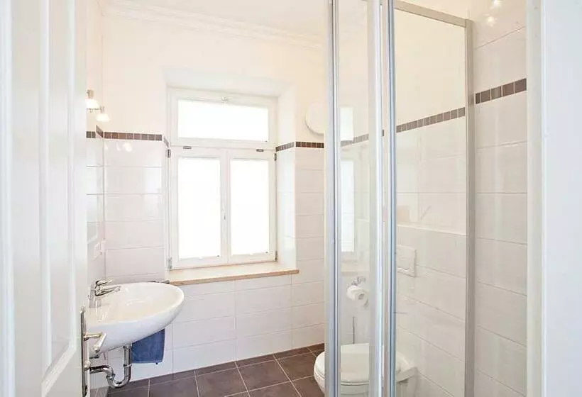 فندق Bayerischer Hof