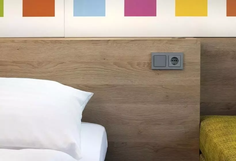 Business & Budget Hotel Tessin