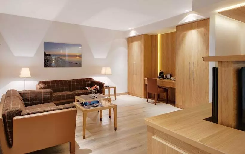 Hotel Excelsior By Geisel