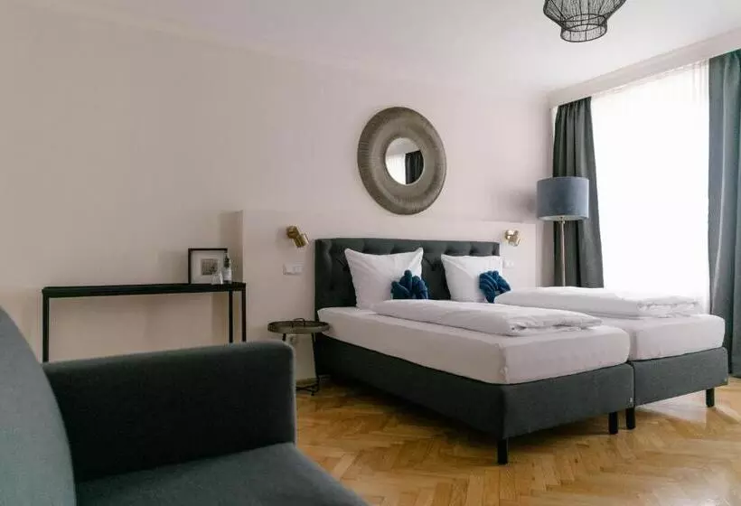 Отель Fletzinger