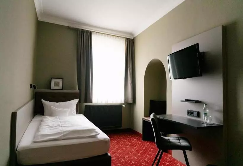 Отель Fletzinger