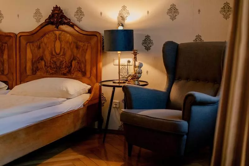 Отель Fletzinger