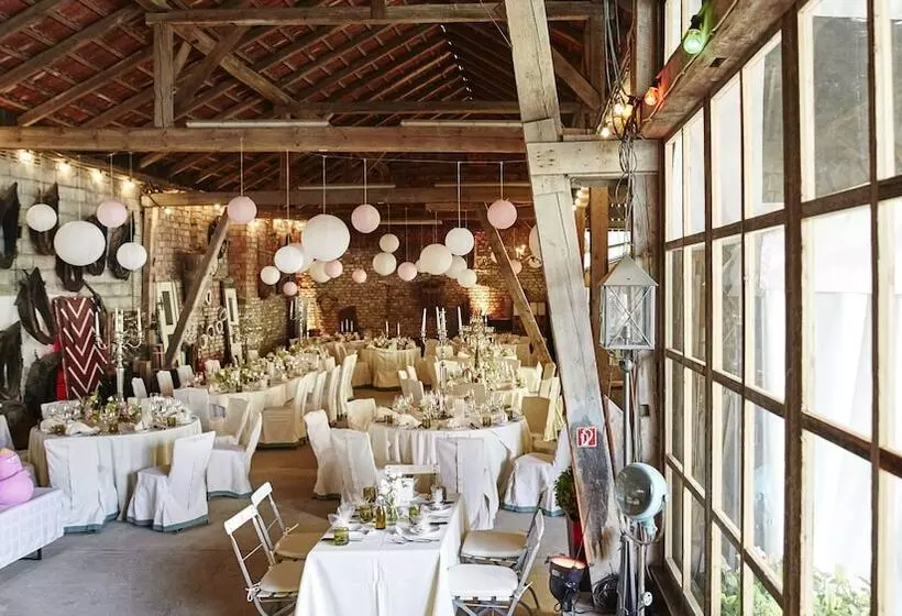 호텔 Gutsgasthof Stangl