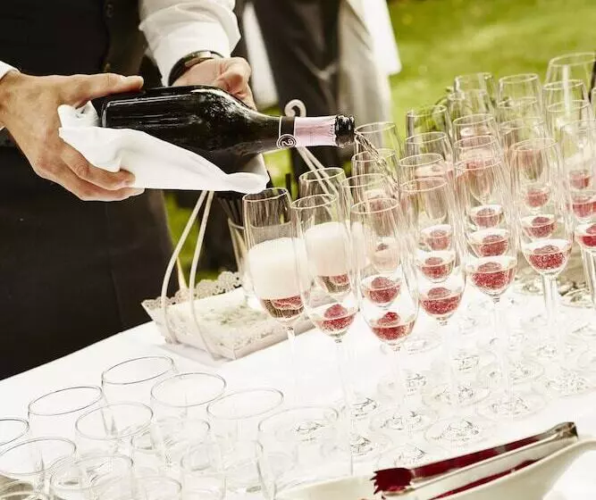 호텔 Gutsgasthof Stangl