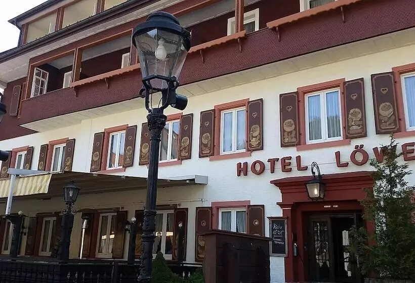 בית מלון כפרי Hostel Zum Löwen