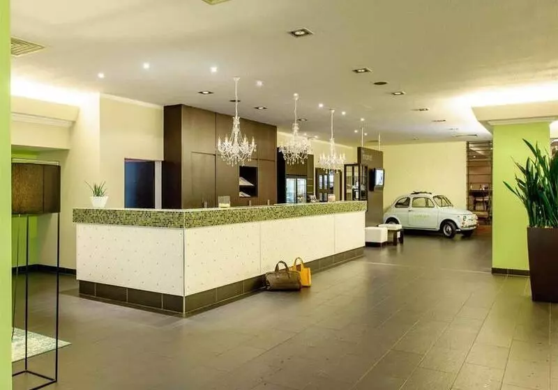 هتل Ibis Styles Regensburg