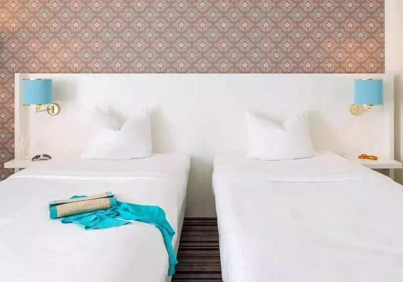 هتل Ibis Styles Regensburg