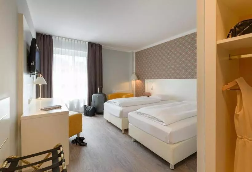 هتل Ibis Styles Regensburg