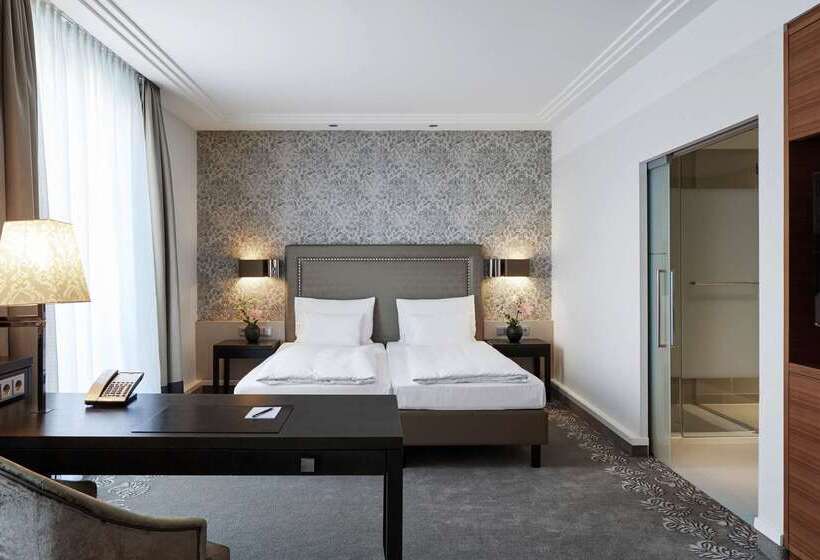 فندق Maximilian’s