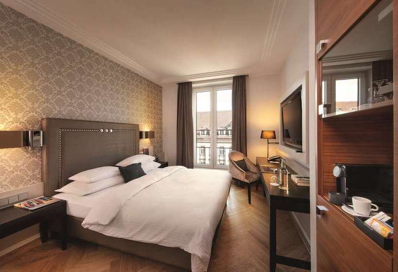 فندق Maximilian’s