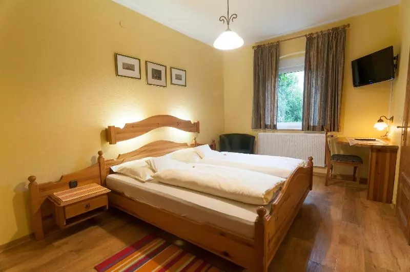 فندق Rothenburger Hof