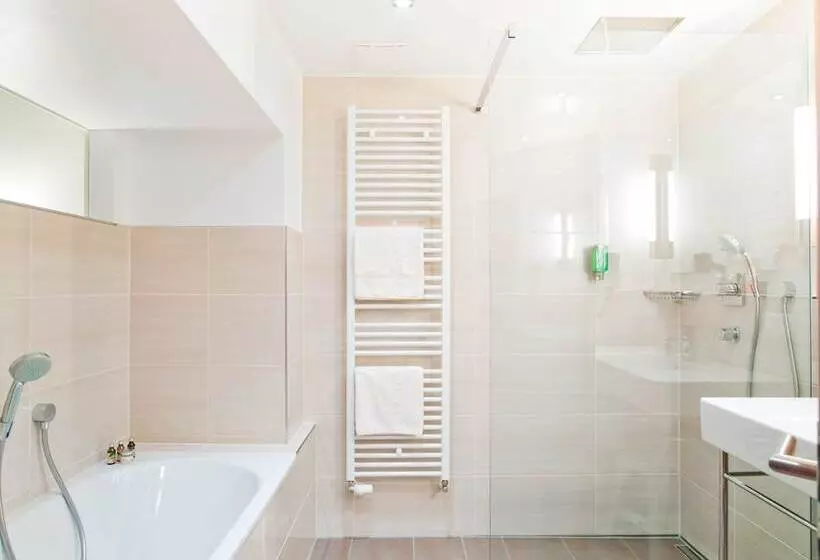 هتل Victoria Nürnberg