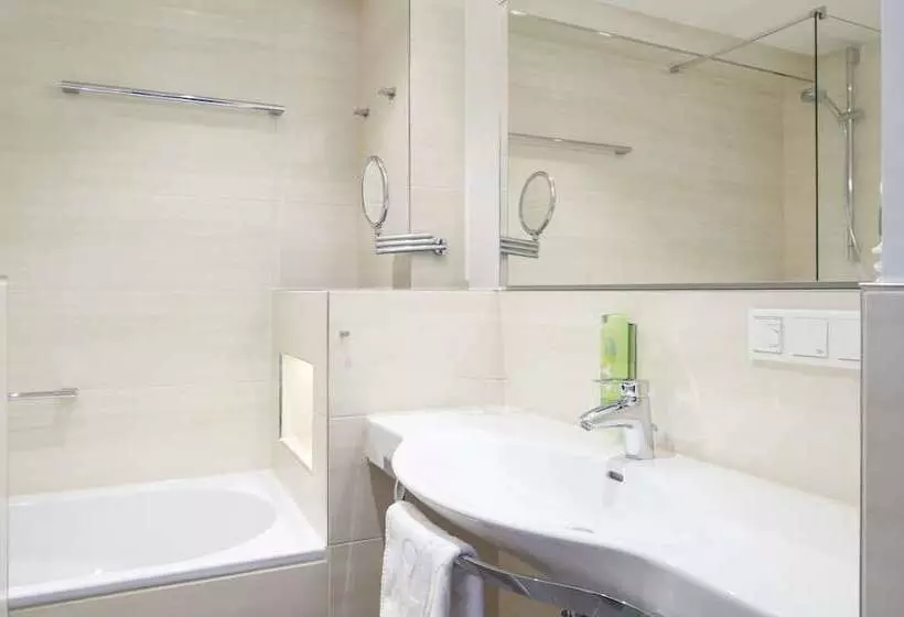 هتل Victoria Nürnberg