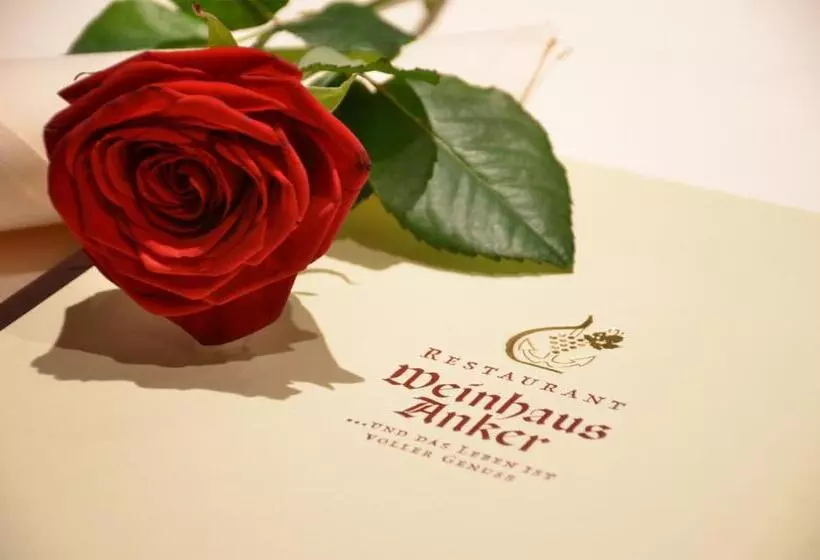 호텔 & Weinhaus Anker