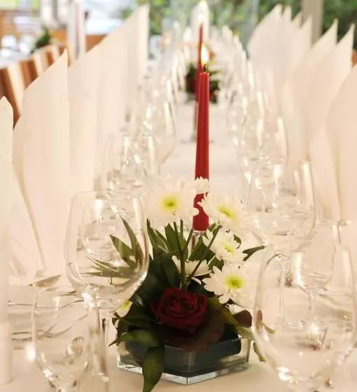 호텔 & Weinhaus Anker