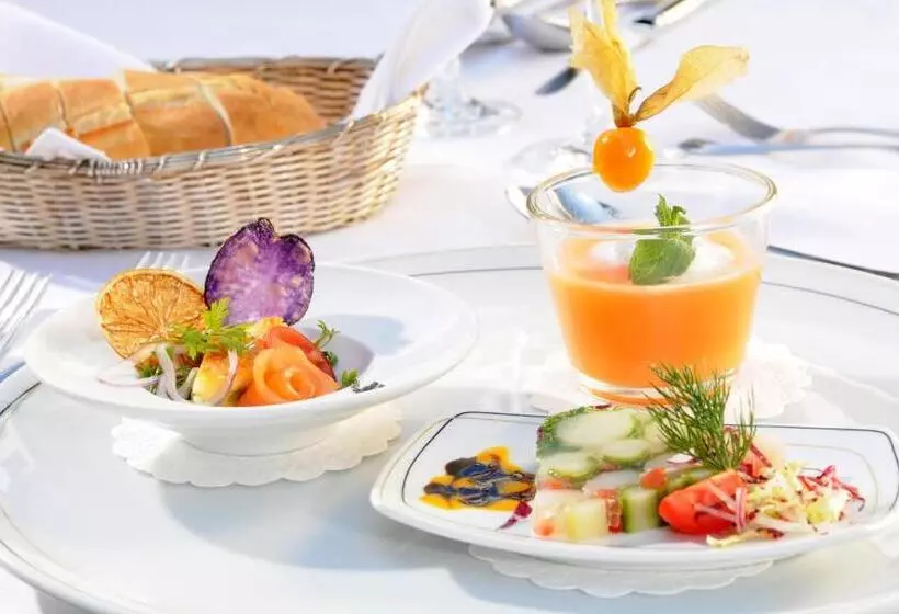 호텔 & Weinhaus Anker