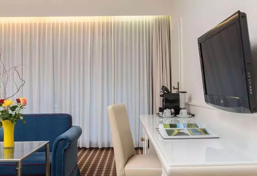 Hotelli Wyndham Grand Bad Reichenhall Axelmannstein