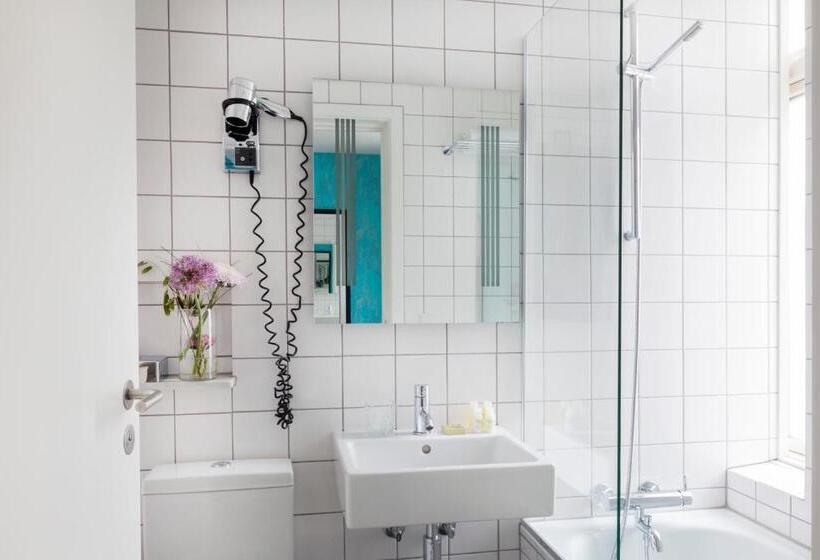 هتل Andersen Boutique