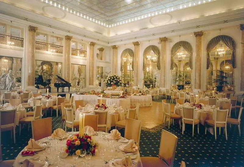 Отель D'Angleterre