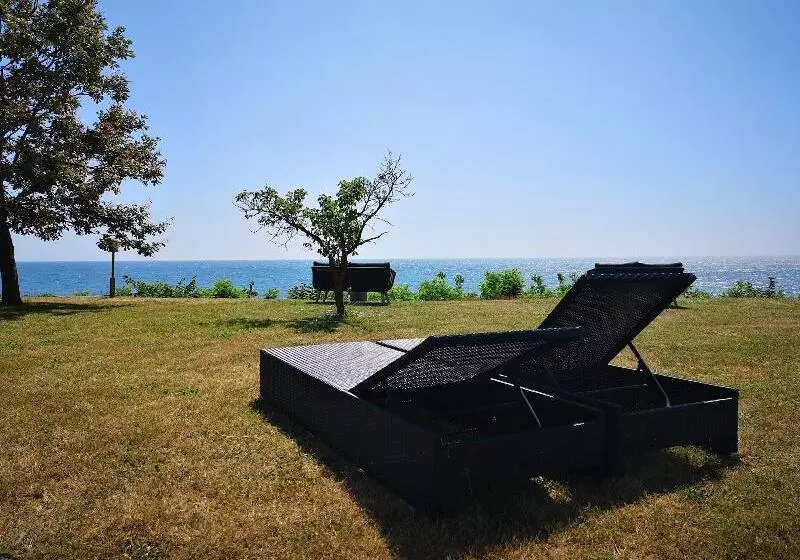 Отель Fredensborg Bade