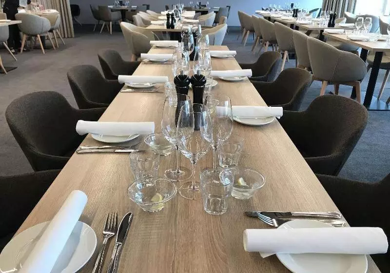 Отель Fredensborg Bade