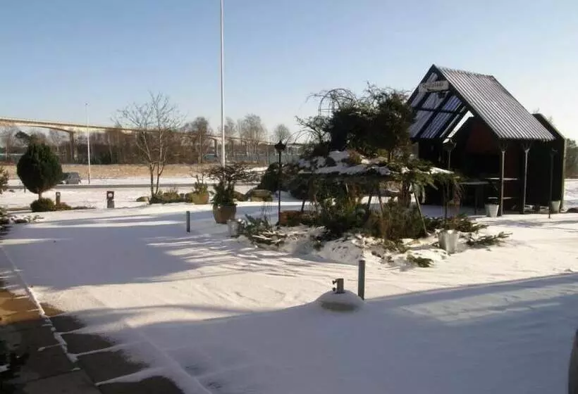 Отель Sallingsund Færgekro