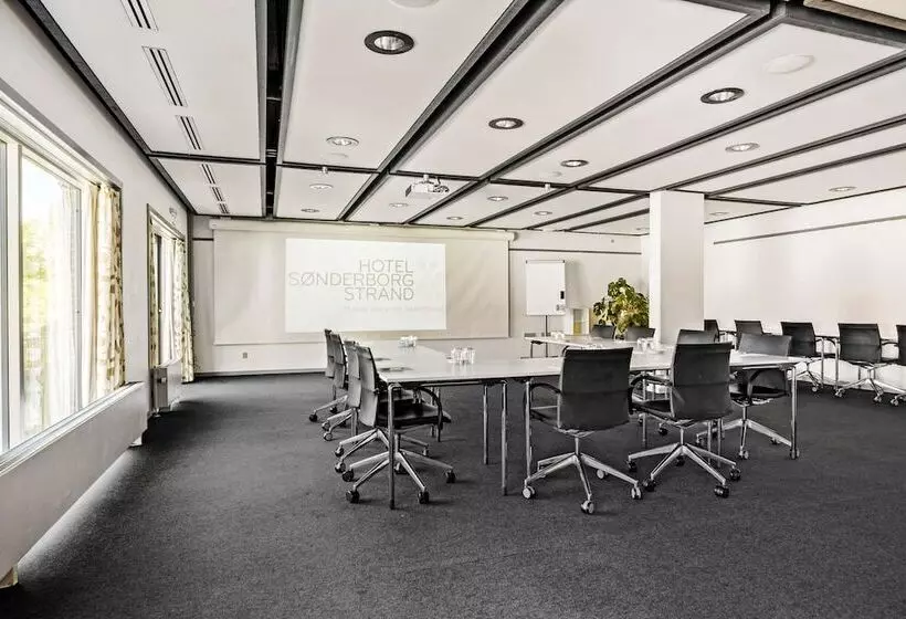 ホテル Sonderborg Strand