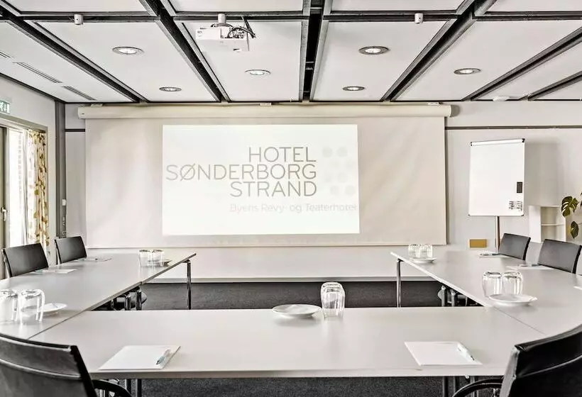 ホテル Sonderborg Strand