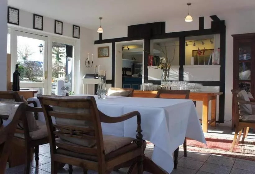 モーテル Lyng Dal Hotel Og Restaurant