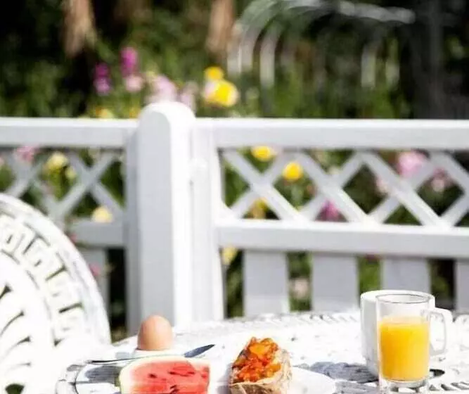 Strandhotellet Sandvig