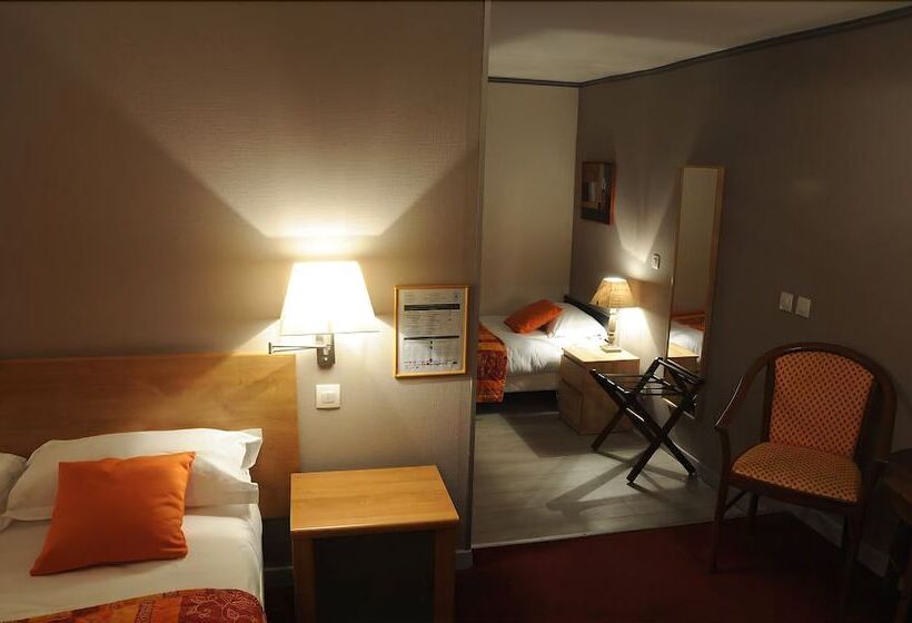 Aerotel Versailles Saint Cyr L Etape Du Silence