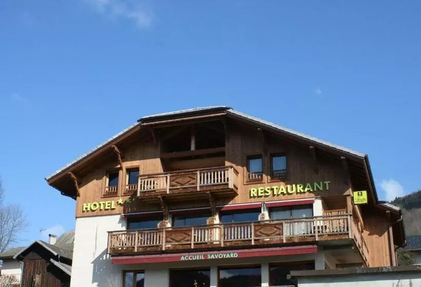 Отель Accueil Savoyard