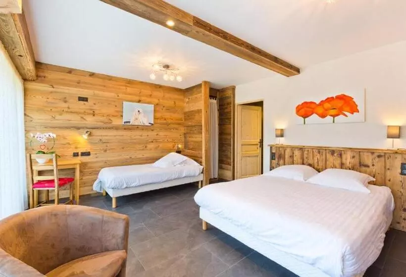 Отель Accueil Savoyard