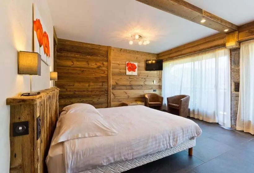 Отель Accueil Savoyard