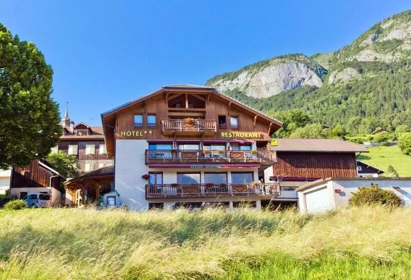 Отель Accueil Savoyard