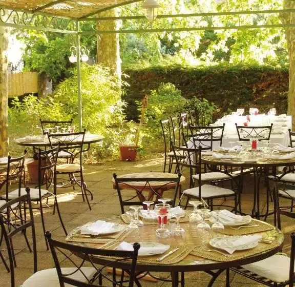 Hotel Auberge Bourrelly