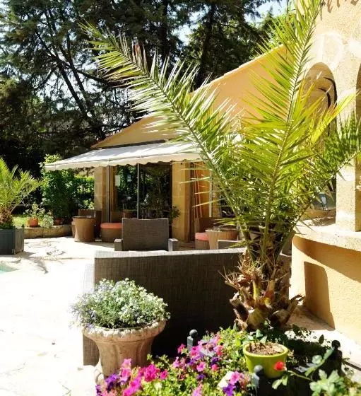 Hotel Auberge Bourrelly