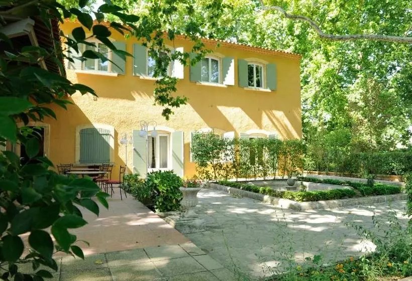 Hotel Auberge Bourrelly