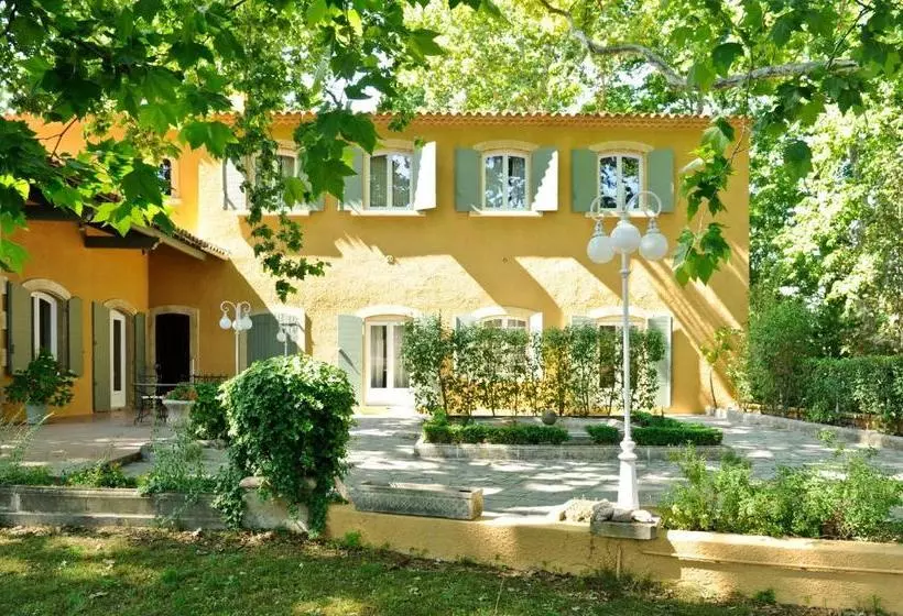 Hotel Auberge Bourrelly